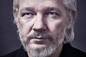 Julian Assange front profile
